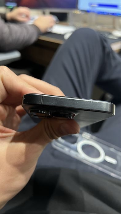 iPhone 15 Pro 256 GB Esim