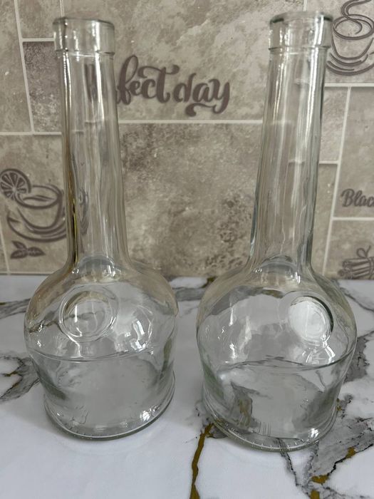 Продам бутылки для декора