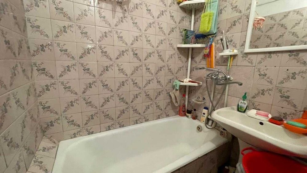 продам 3 х комнатную квартиру