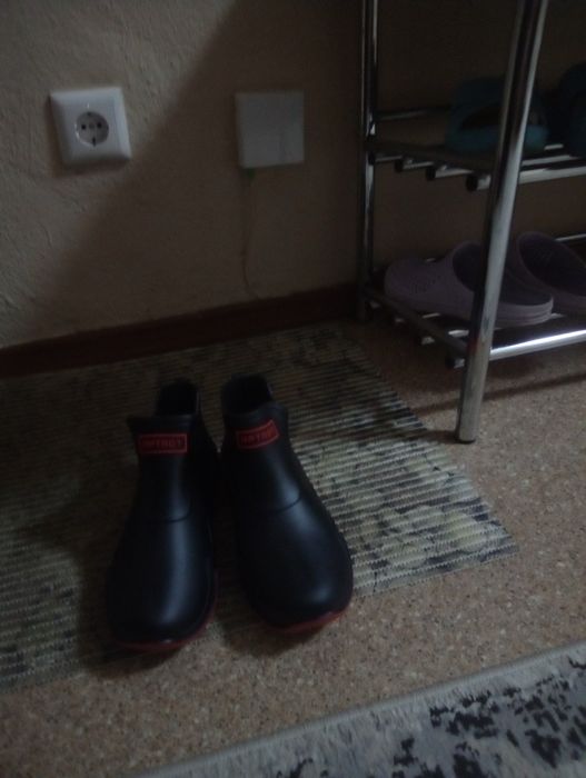 Продам ботиночки на мальчика