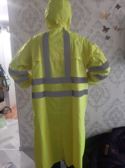 Дождевик новый светоотражающий