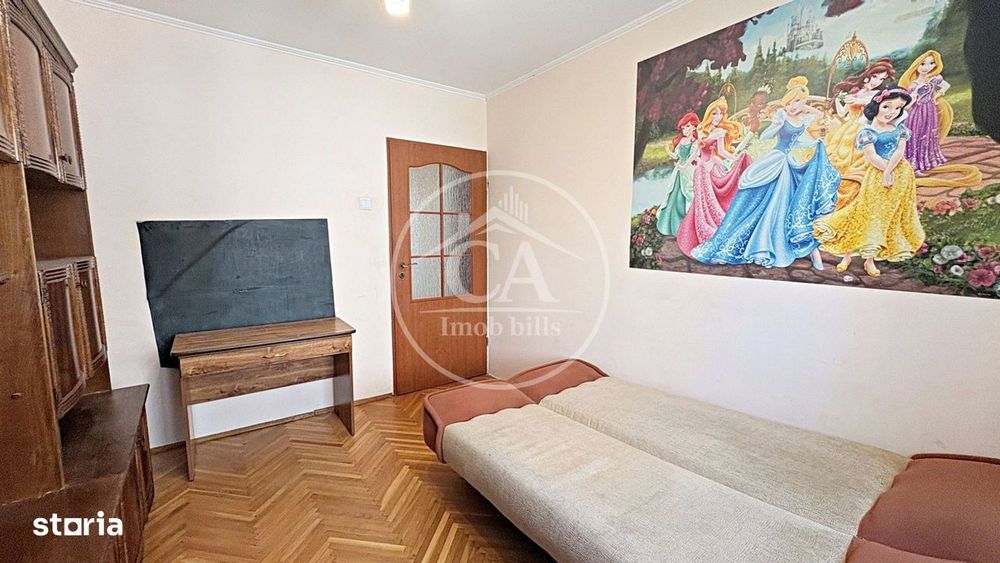 Apartament cu 3 camere de închiriat în zona Rogerius, Oradea