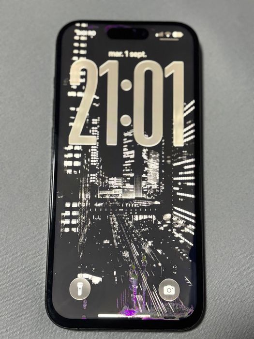vand iphone 15 pro