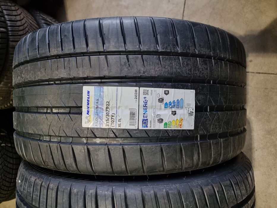 315/30/22//275/35/22 Michelin