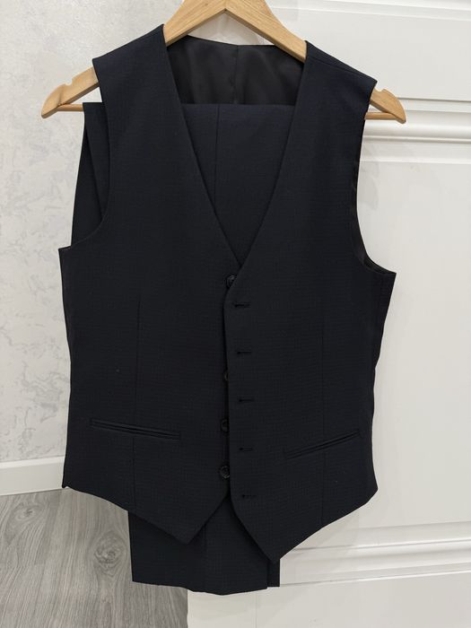 Костюм классический тройка