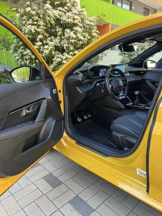 Peugeot 208 GT Line 2020 67000km Diesel 1.5 recent intrat in Ro ! Impecabil!Masina noua !