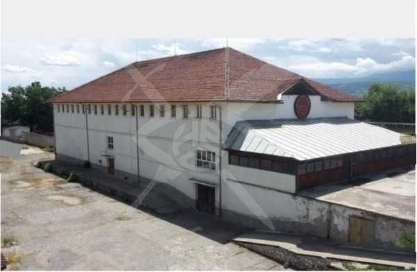 Масивна сграда в Стамболийски! 40917