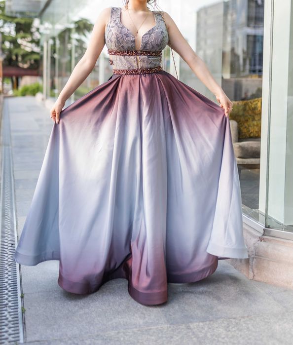 Абитуриентска бална рокля