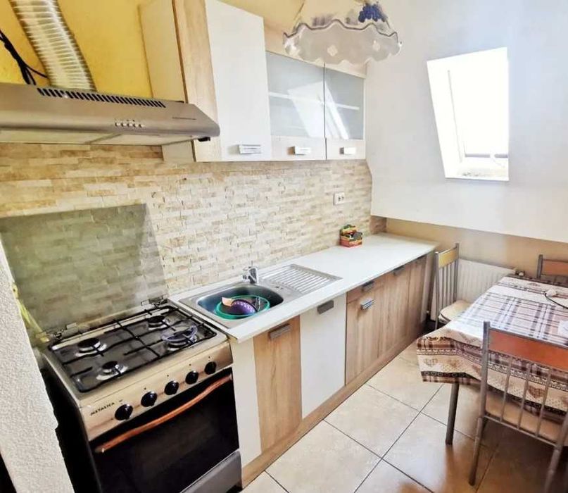 Дава се под наем Тристаен апартамент в Бургас, Крайморие - 95 кв.м за 280.5 € - Снимка #3