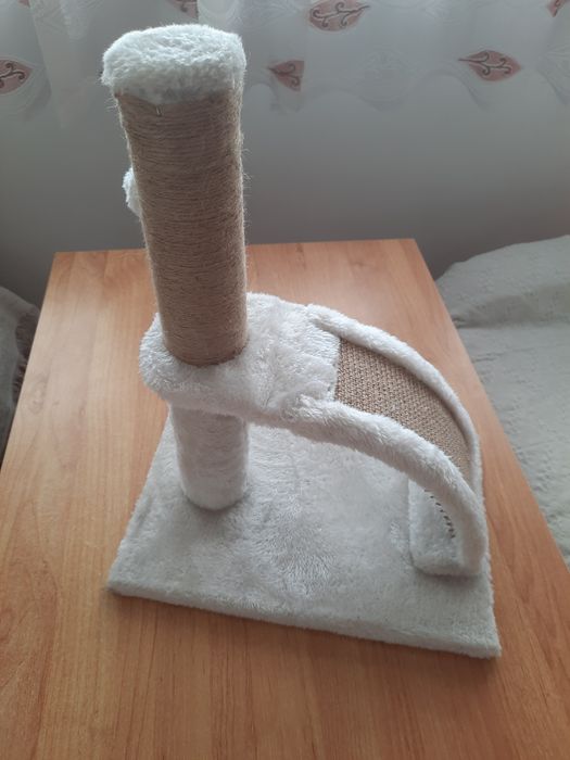 Играчка за котки