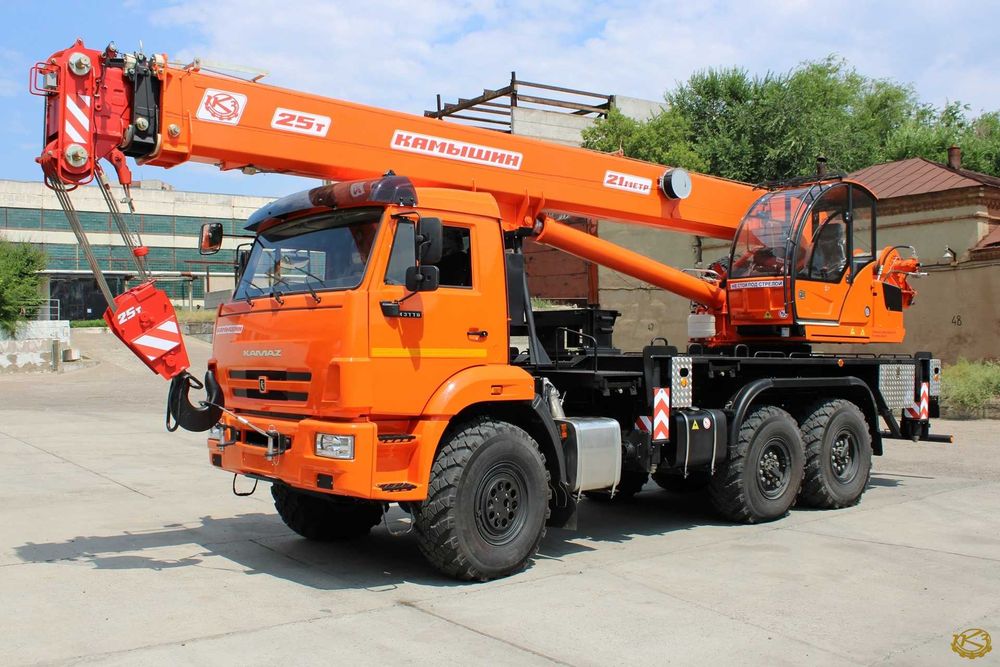 Аренда крана 25 тонн, стрела 24 метра