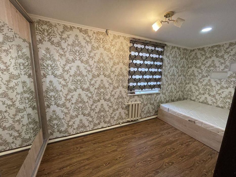 Sergeli metro yonida