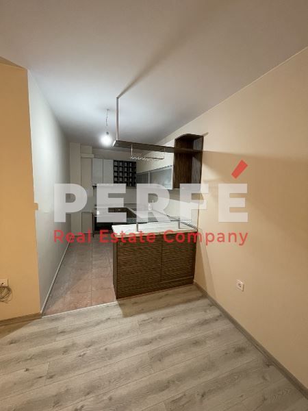 Продава се Двустаен апартамент в Бургас, Лазур - 70 кв.м за 2136 €/кв.м - Снимка #2