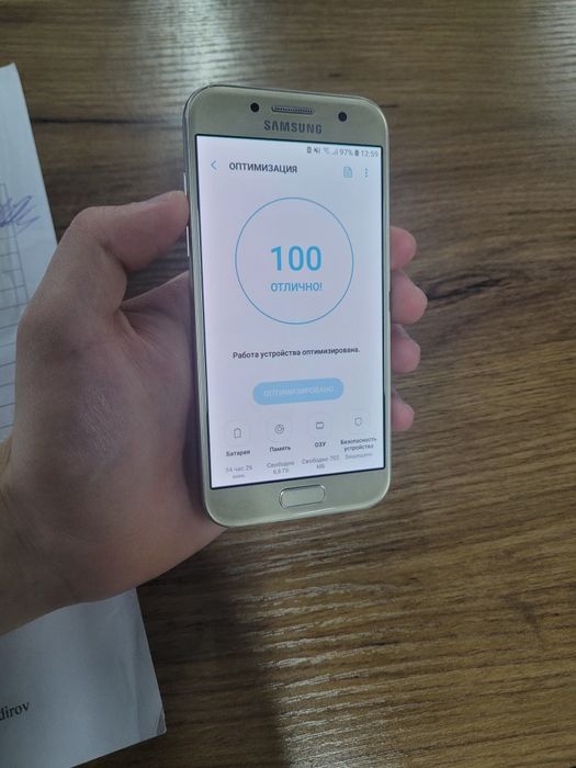 Samsung a3 2017 ideal