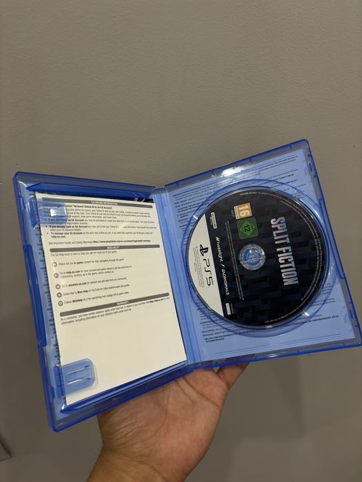 Split Fiction PS5