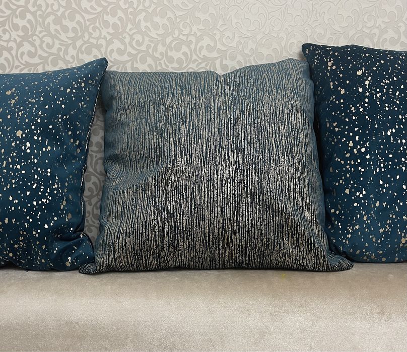 Интерьерная подушка