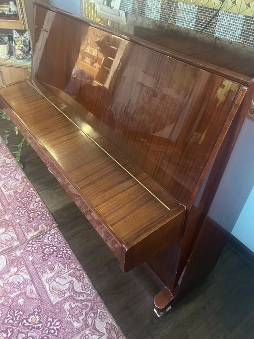 Пианино (фортопиано)