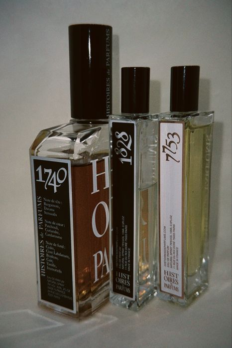 Histoires de Parfums - 1740, 1828, 7753.