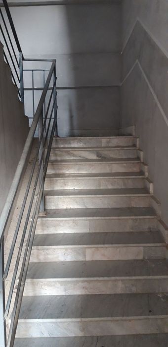 Шахар марказидан 3-хонали квартира сотилади!