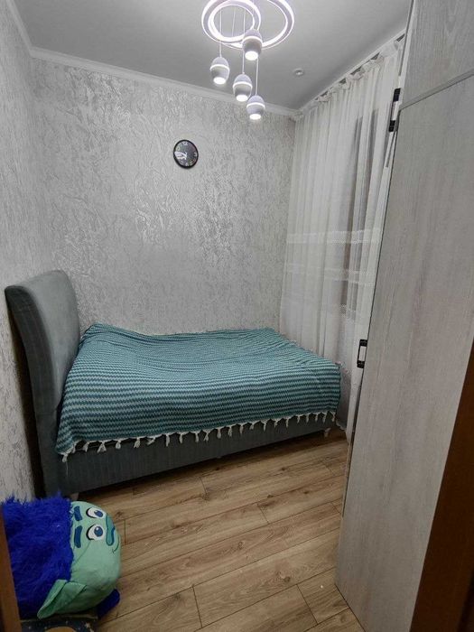 3-х комнатная квартира ул. Новомосковская потолки высокие ID: 4871