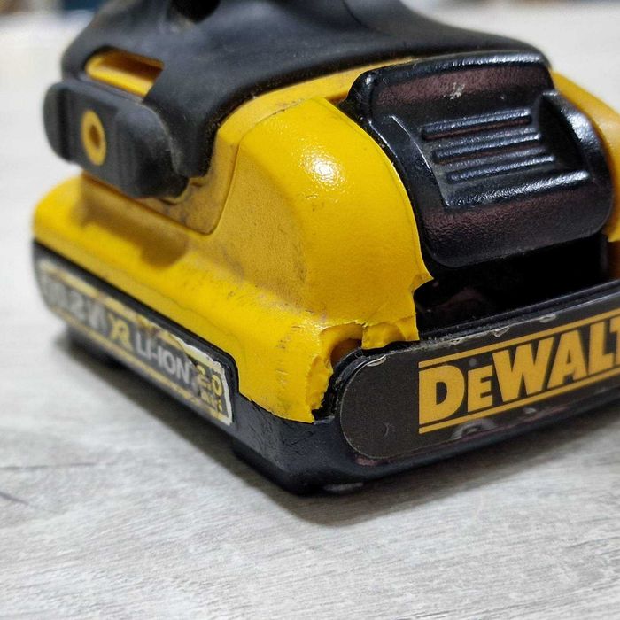 Акумулаторен винтоверт Dewalt DCD710