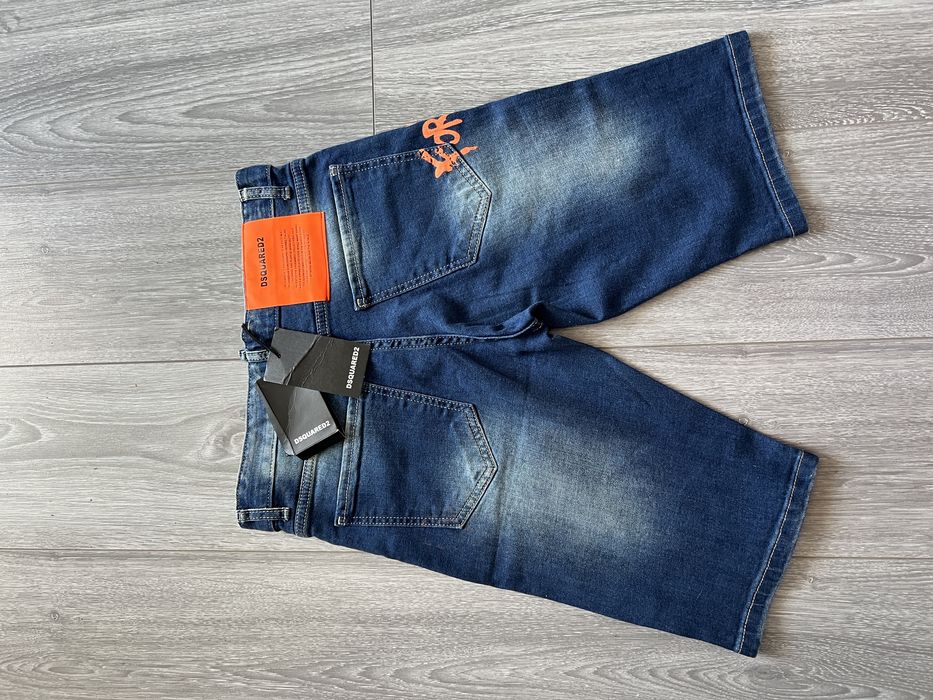Pantaloni scurți blugi Dsquared2 – Mărimea W31 noi cu eticheta