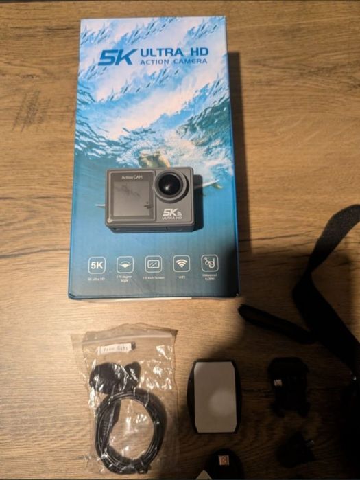 Action Camera 5k cu toate accesoriile posibile similar GoPro