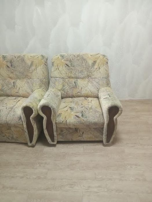 Продам диван,в хорошем состоянии