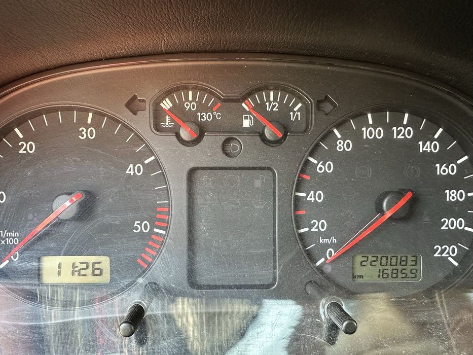 VW Bora 1.9 TDI (1999)