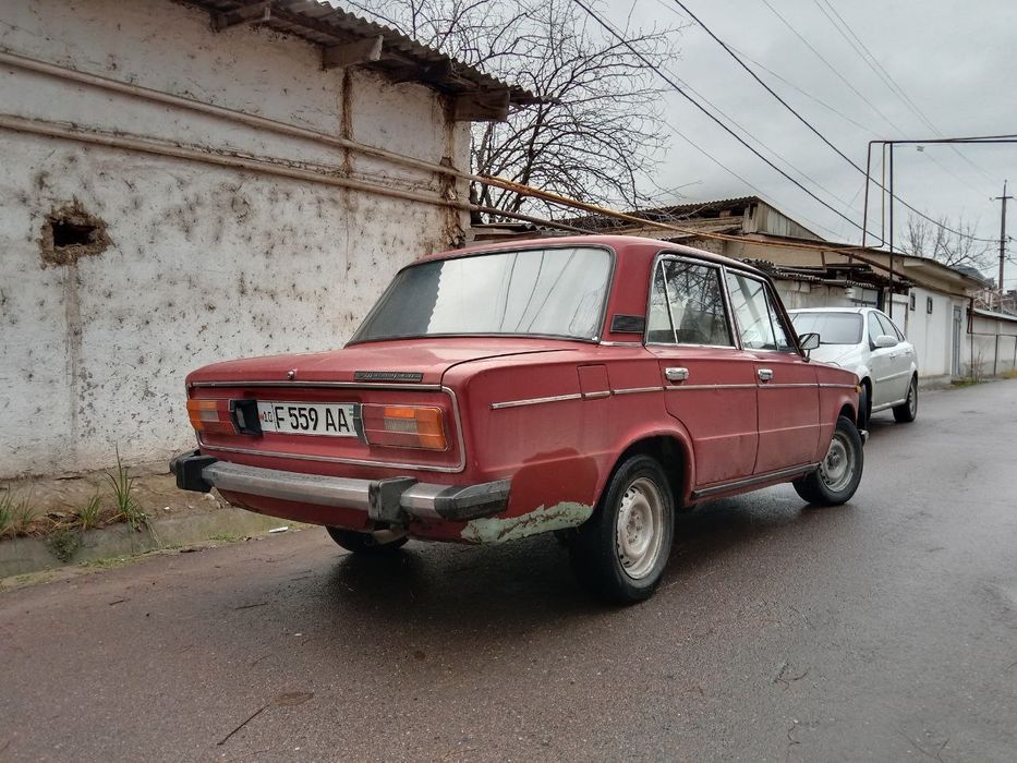 Vaz 2106 sotiladi