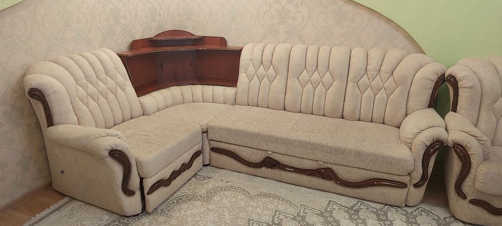 Продам диван с креслом в хорошем состоянии