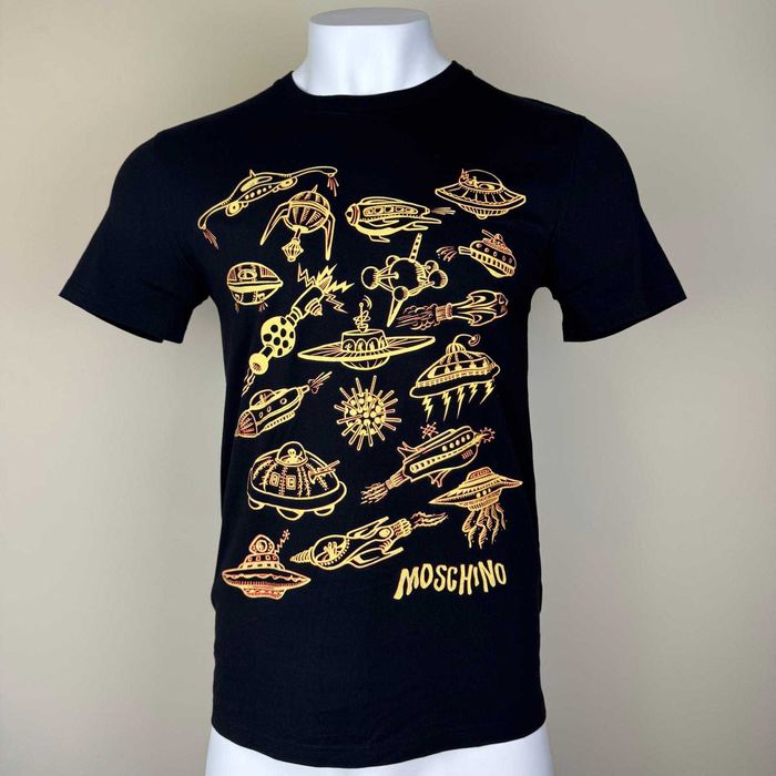 Moschino Black Tshirt