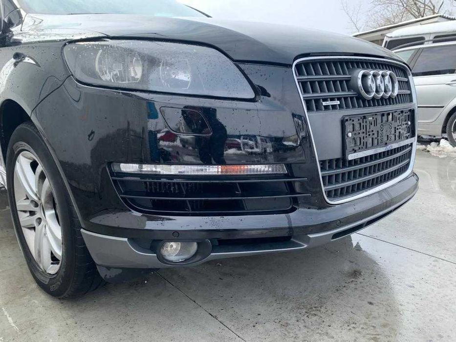 Dezmembrez audi Q7 3.0 tdi BUG/bara fata q7/capota audi q7/far/
