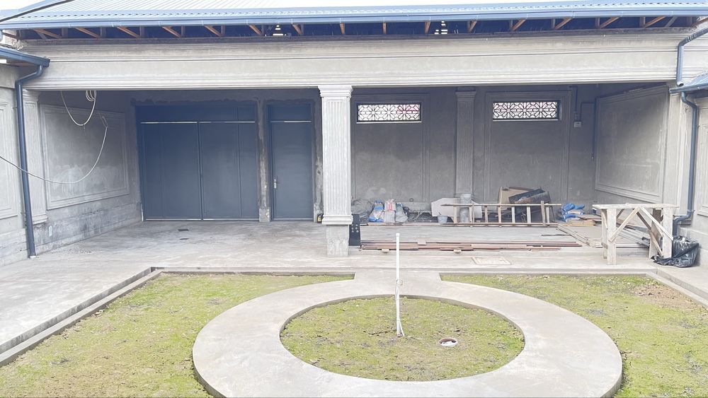 Янги ховли сотилади, Учтепа тумани, ориентир: эски Литературный инстит