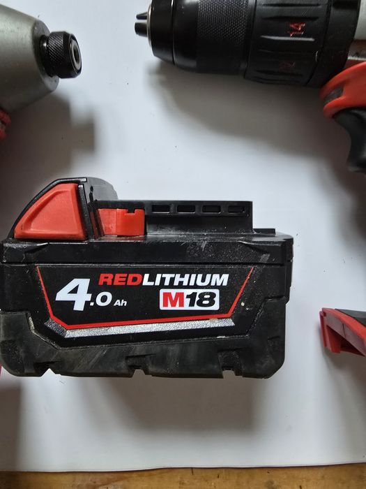 Milwaukee set folosite doar de cateva ori