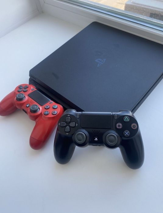 Playstation 4 slim