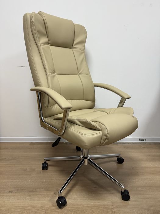 Офисные стулья и кресла  новые  оптом и в розницу