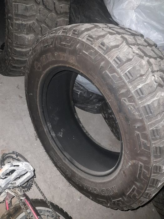 Шины от автомобиля