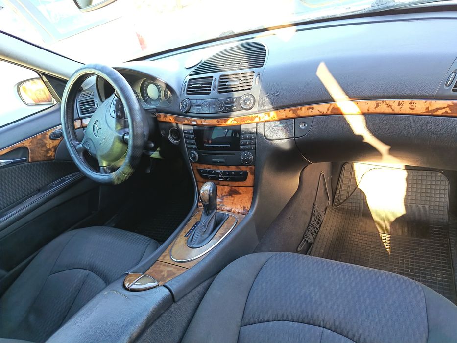 Mercedes e class automata