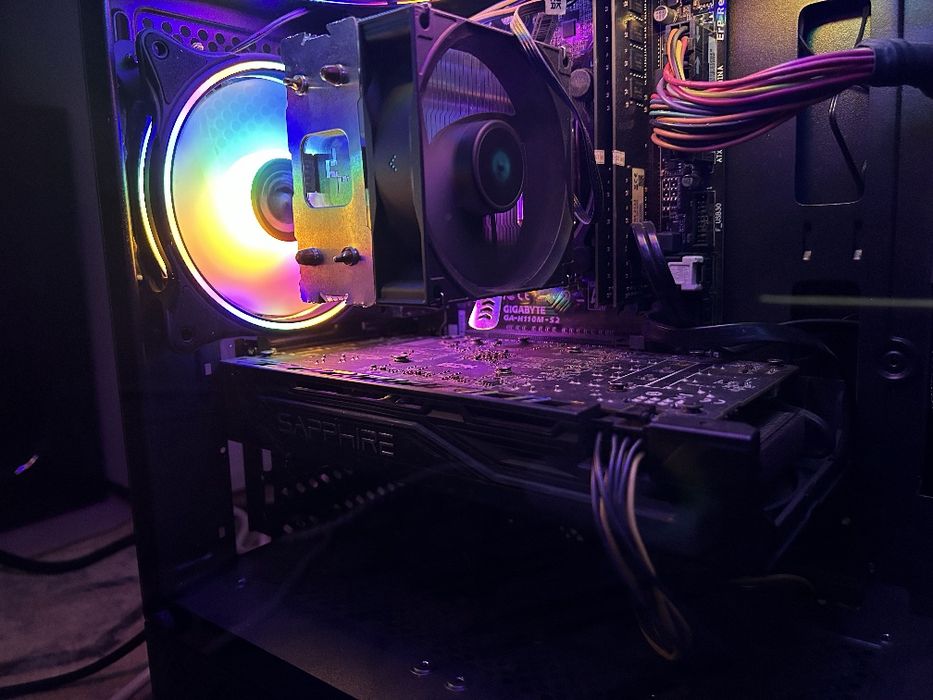 i5-7600 RX570 4gb.