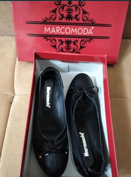 Продам женские элегантные туфли.