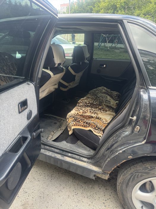 Продам маштну Audi 80 B4