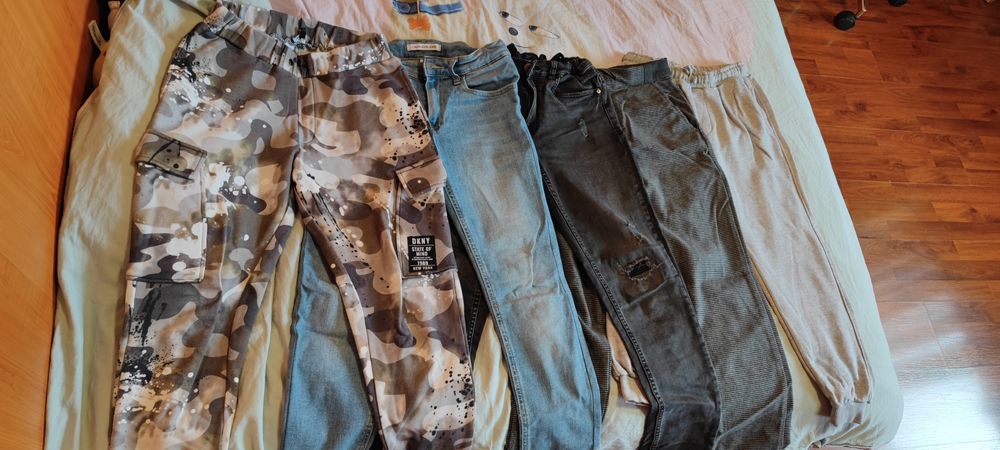 Lot pantaloni băieți 12 ani  ( Calvin Klein, DKNY, Zara)