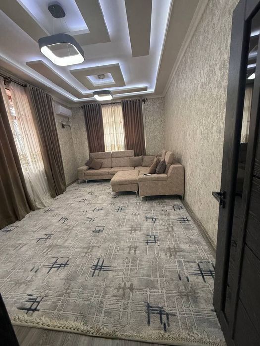 Аренда Паркентски новастр 3 ком 4 этаж 8 этажка все ест фото реално