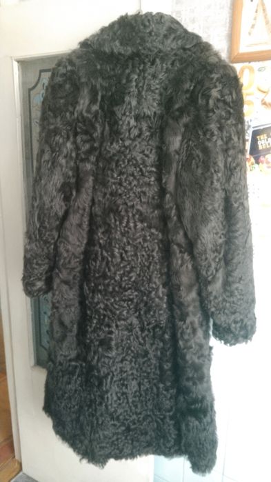 Продам шубу б/у из козлика