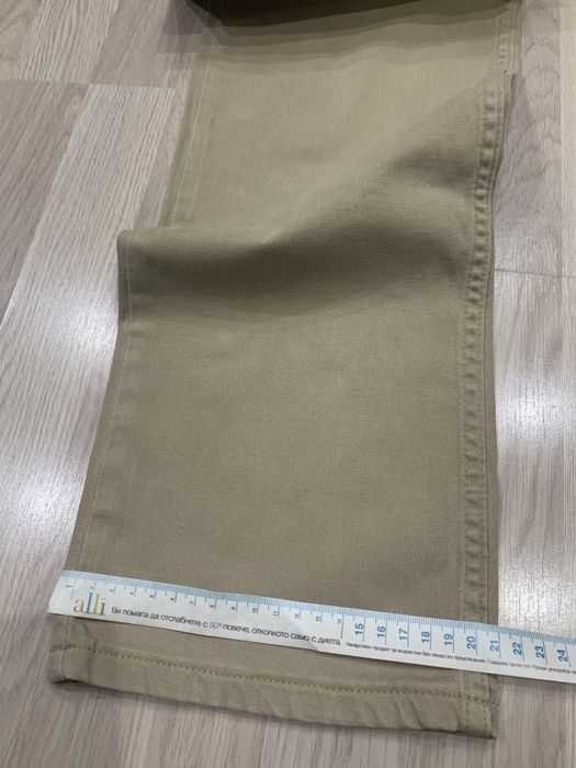 Оригинални мъжки дънки Wrangler размерът е 33