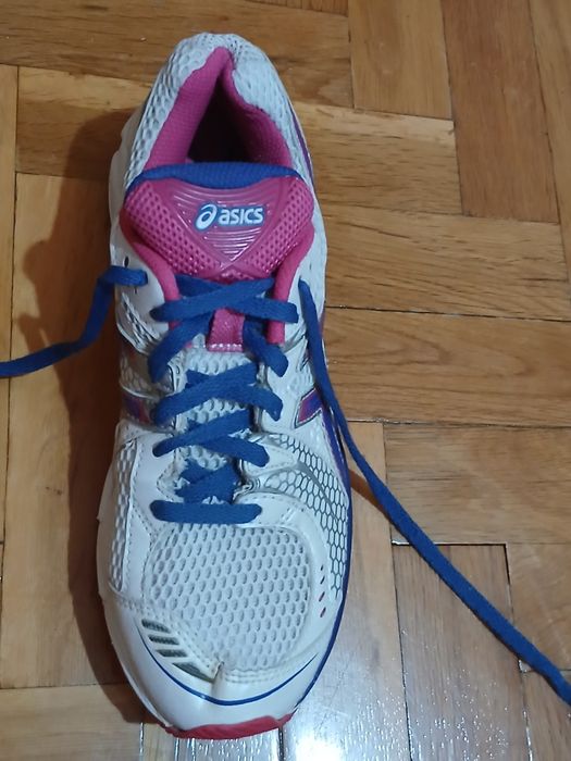Маратонки ASICS Намаление