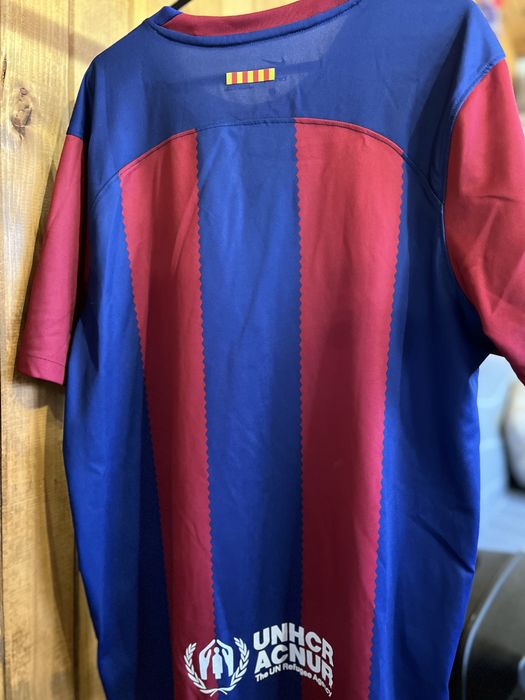 Тениски и худита на ТОП ЦЕНИ!