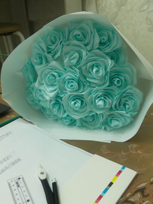 Букет из атласных лент