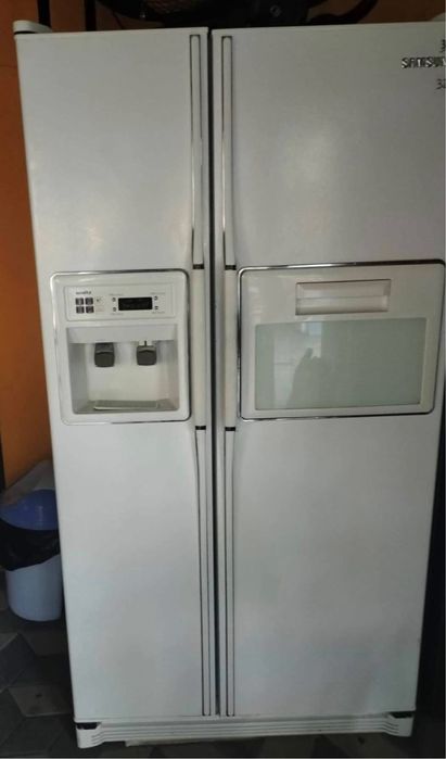 Frigider Samsung